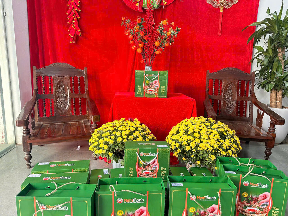 Set quà Tết Đông Sơn NemThanh