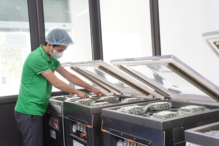 Quy trình sản xuất khép kín tại xưởng NemThanh