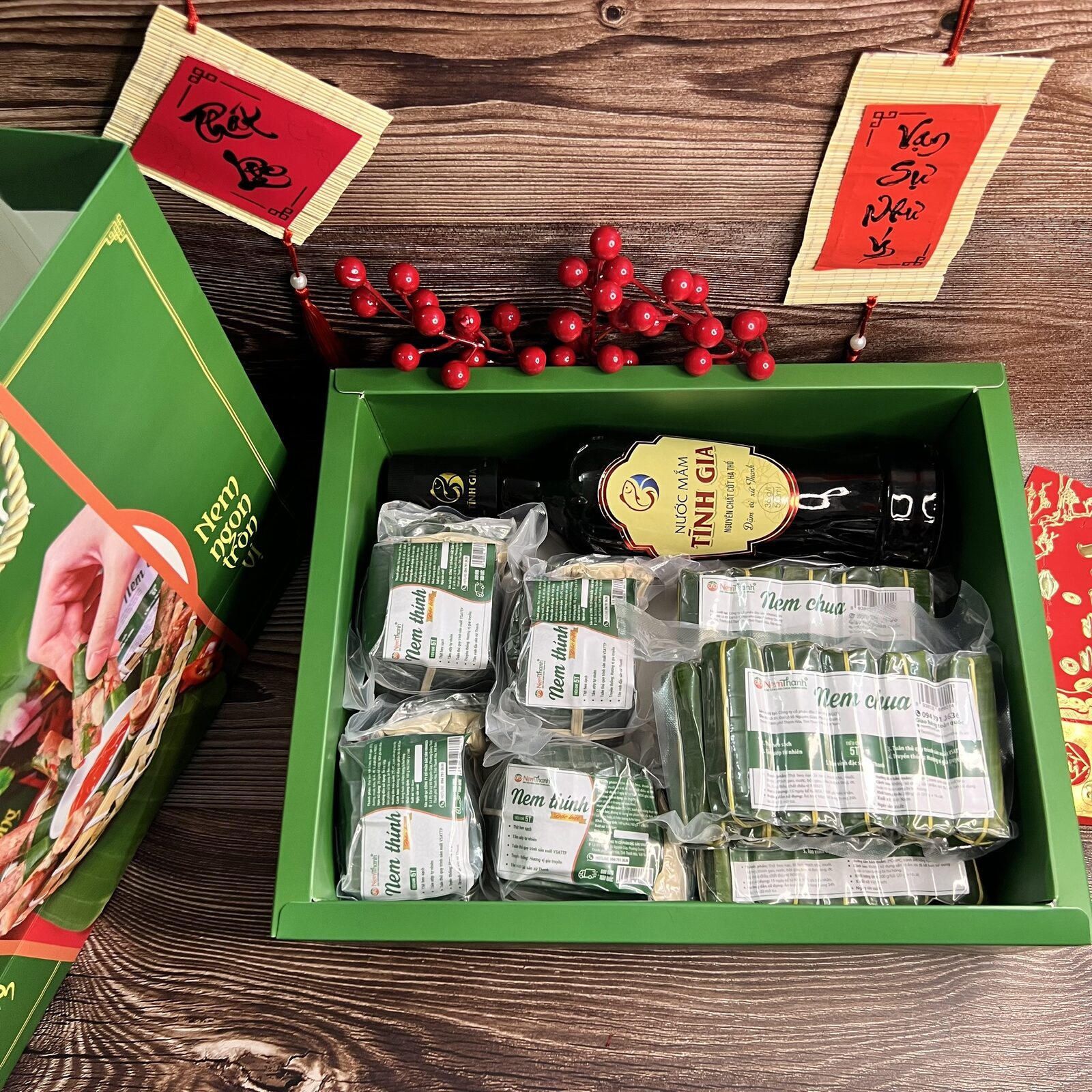 Set quà Tết Pù Luông 2 NemThanh