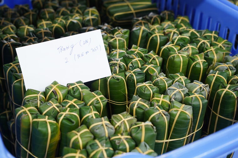 Gói nem thủ công