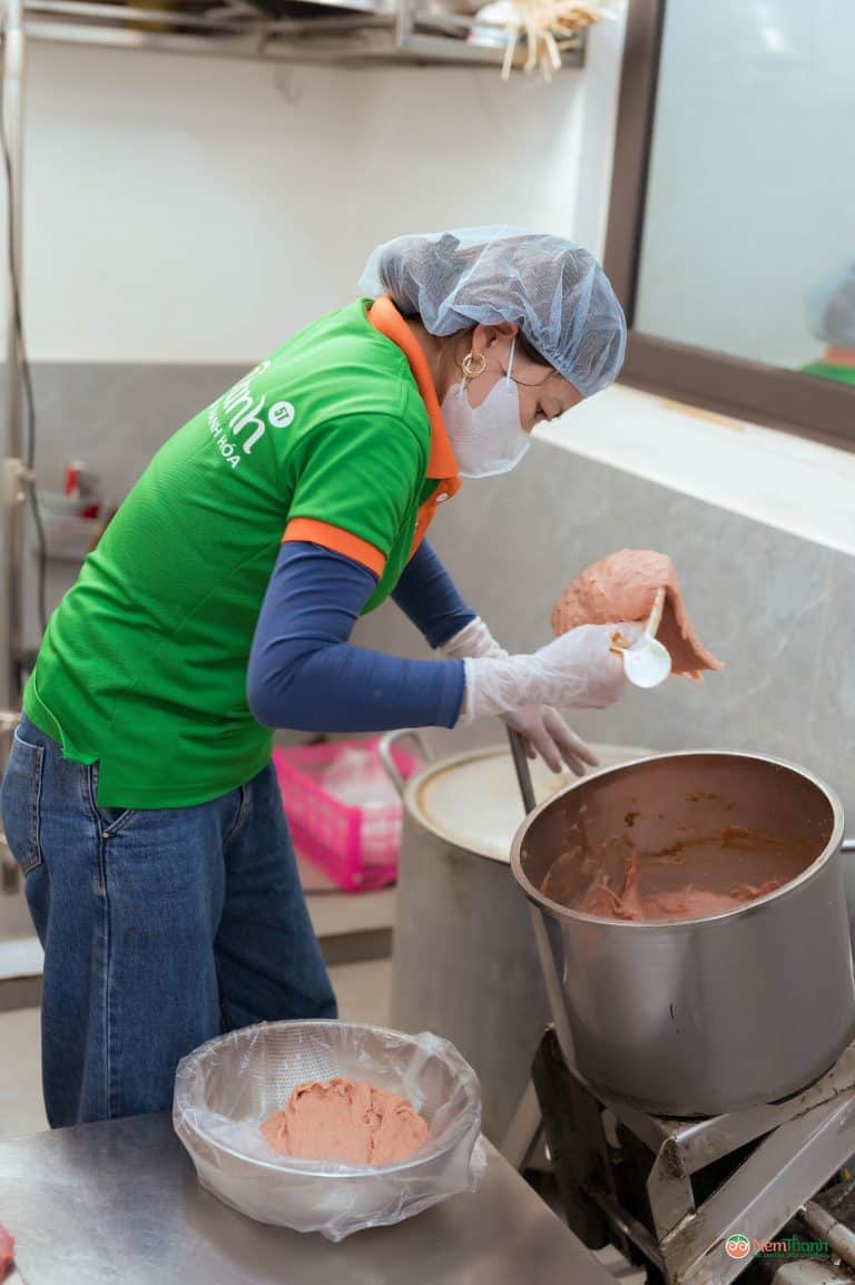 Đặt nem chua Thanh Hóa trước 27/7 — nhận đúng ngày sum họp